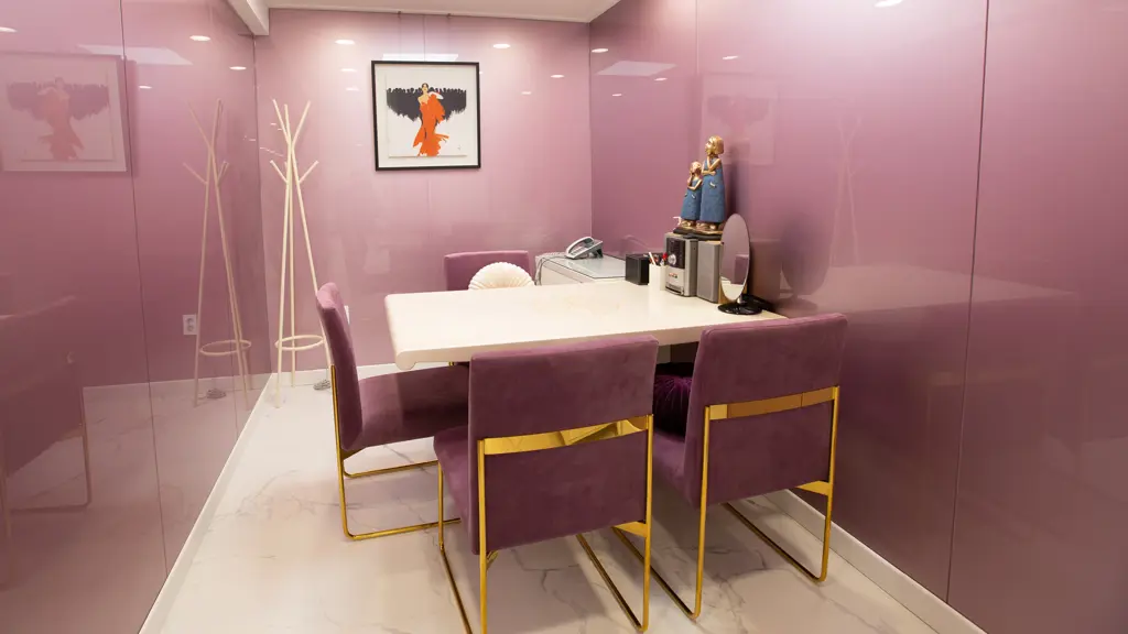 Good-Line Plastic Surgery: Consultation space