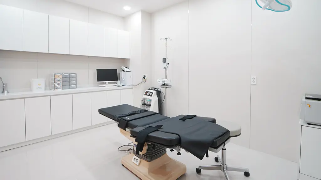 JNB Clinic: Procedure room