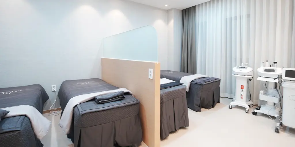 JNB Clinic: Treatment beds