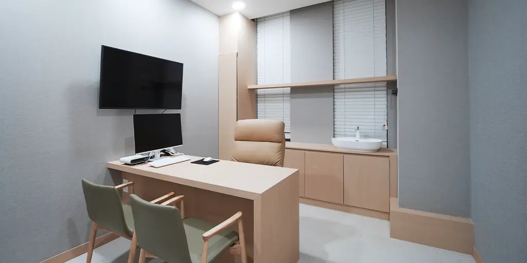 JNB Clinic: Consultation room